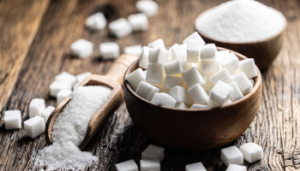 مصرف زیاد شیرینی چه تاثیری بر بدن دارد؟